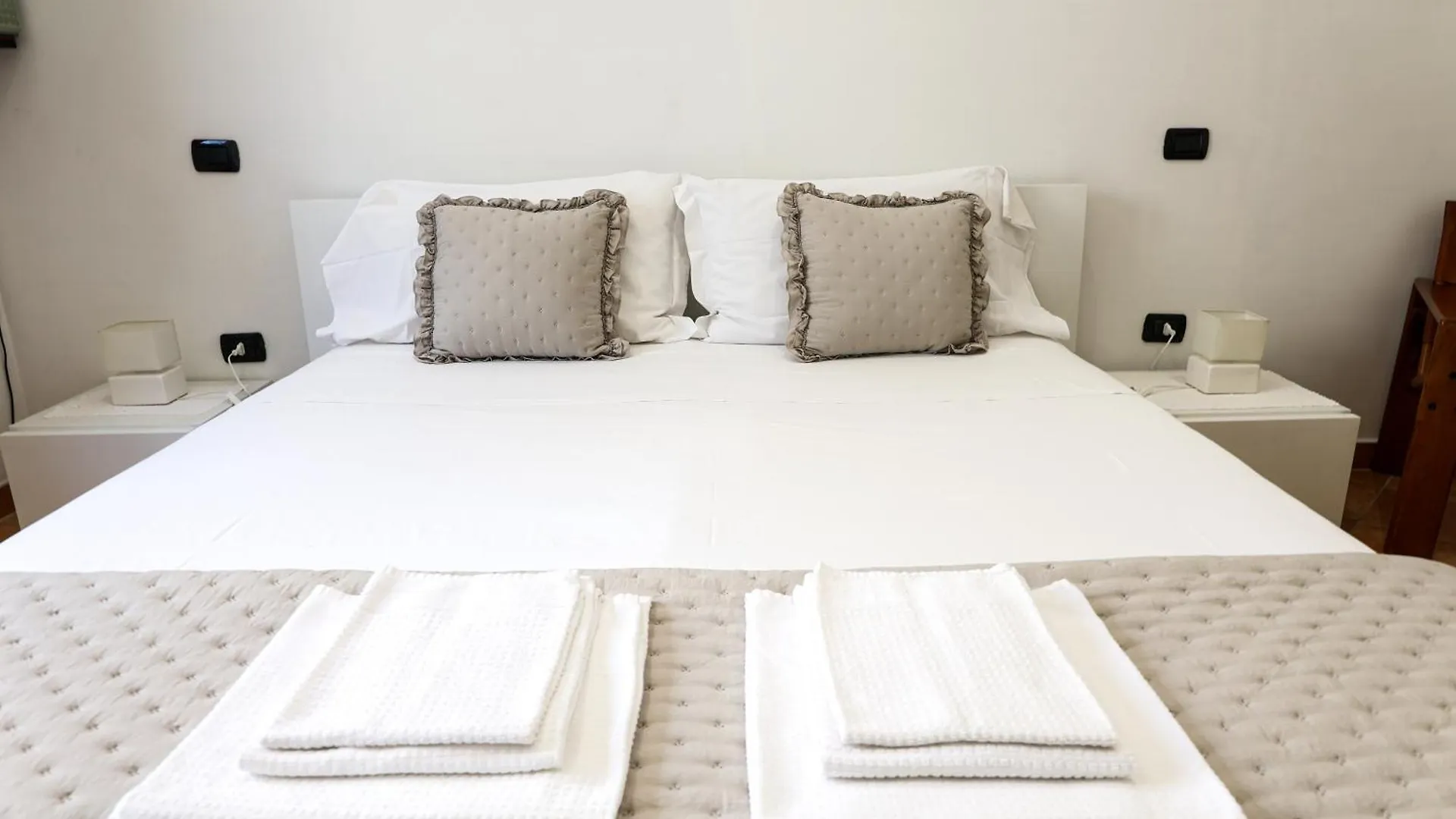 Goodstay Central Suite -Terrace & Charme- Lecce Nyaraló